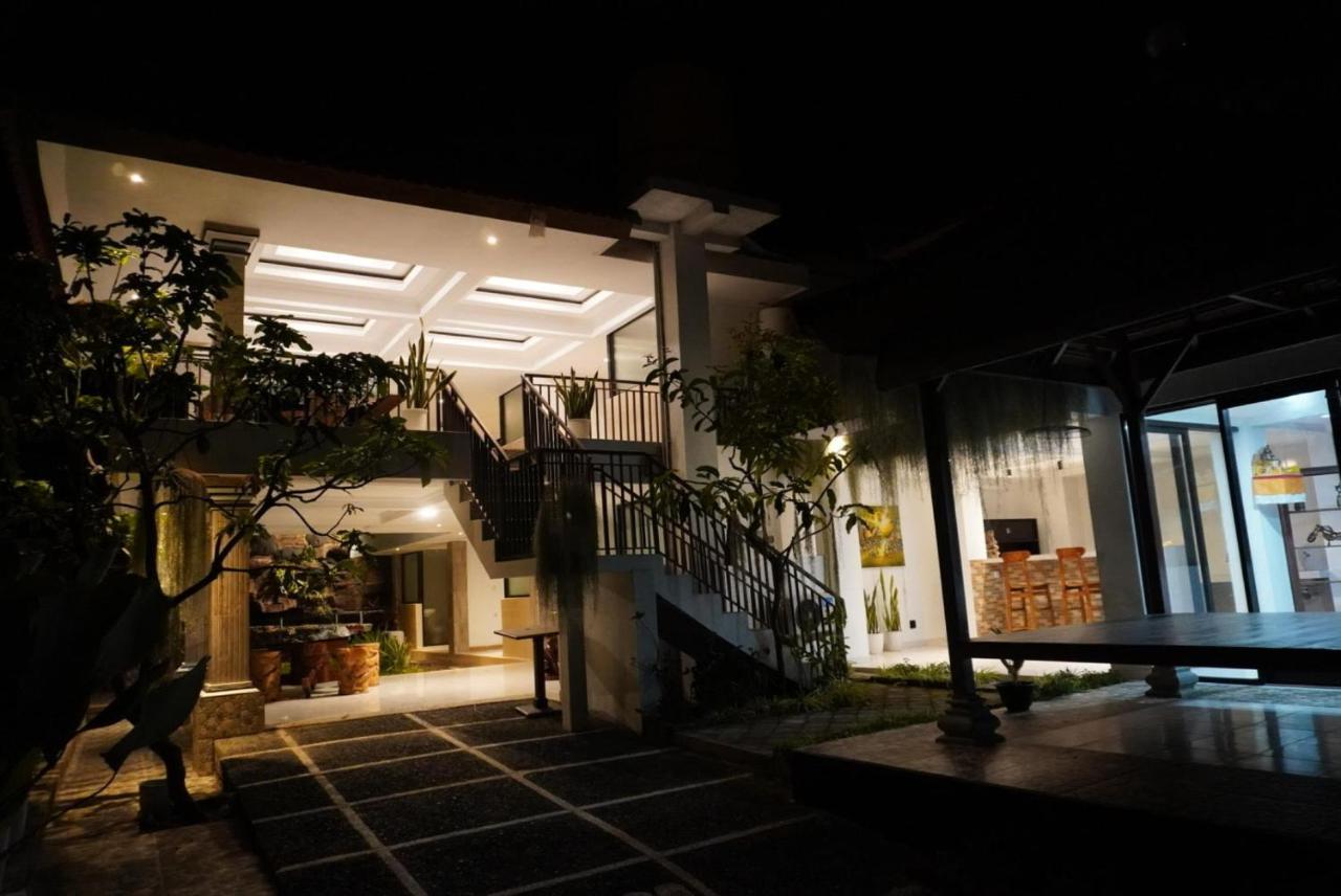 Umah Dayuh Hotel อูงาซัน ภายนอก รูปภาพ