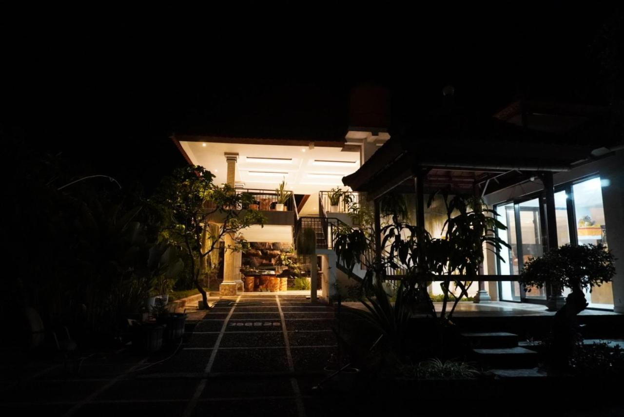 Umah Dayuh Hotel อูงาซัน ภายนอก รูปภาพ